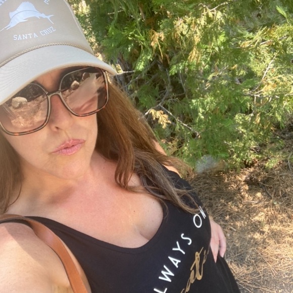 Meet your Posher, Odie - Picture 2 of 10